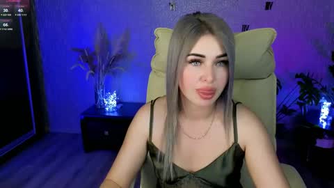 Snapshot of nikastill_ chatting on 05.31.26 NikaStill online show from 05.31.26