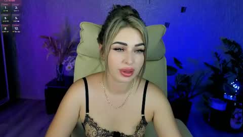 Snapshot of nikastill_ chatting on 07.14.26 NikaStill online show from 07.14.26