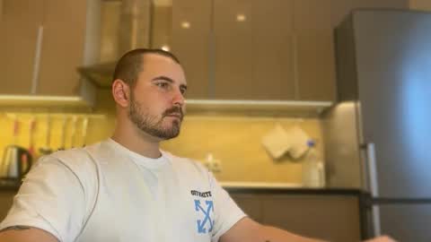 Snapshot of nikbusiness chatting on 09.17.25 Nick online show from 09.17.25