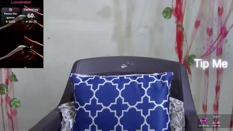 Snapshot of nike_aj chatting on 11.15.25 Nike online show from 11.15.25