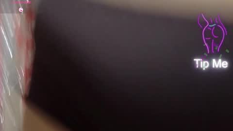 Snapshot of nike_aj chatting on 12.02.25 Nike online show from 12.02.25