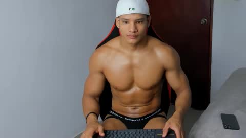 niki online show from 09.30.25