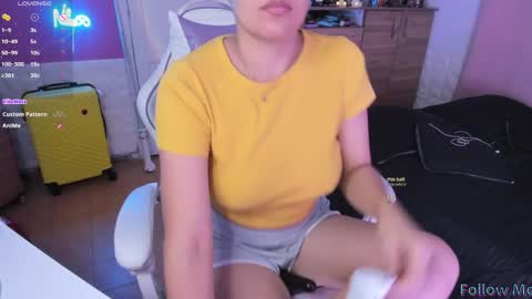 niki_sweet06 online show from 12.17.25