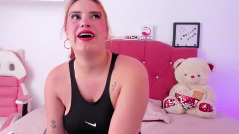 Nikii  online show from 01.19.25