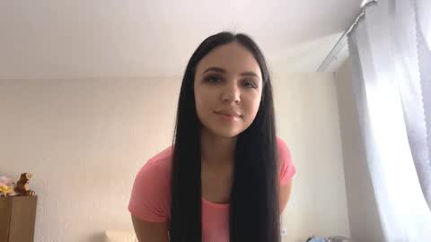 Snapshot of nikitaross chatting on 10.13.25 Eva online show from 10.13.25