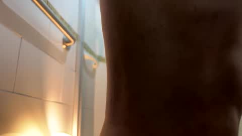 nikkelsofia online show from 10.05.25