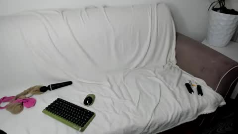 Veronika online show from 12.08.24