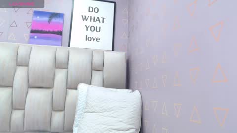 Nilly online show from 12.14.24