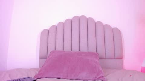 NIkki Angel online show from 03.05.25