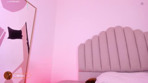 NIkki Angel online show from 02.14.26