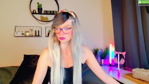 Kitty Chatte online show from 02.02.25