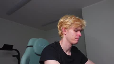 nikki online show from 12.20.25