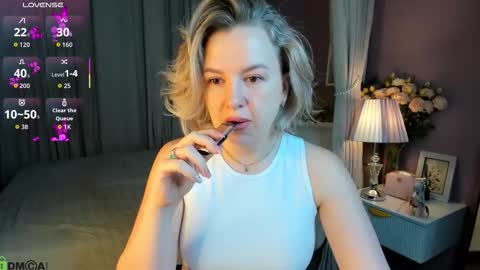 Nikki online show from 10.31.25