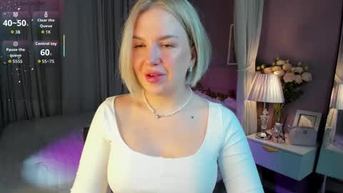 Nikki online show from 11.25.25