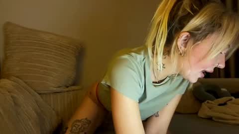 nicolette online show from 01.03.25