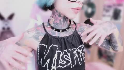 Nikki Ramone   online show from 02.19.26