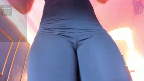     online show from 02.06.25