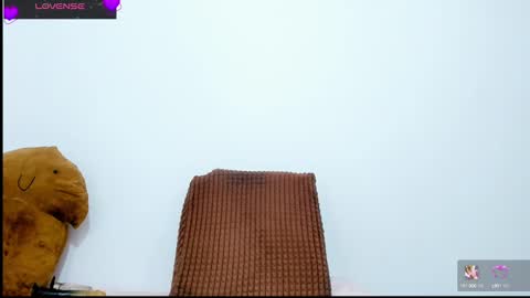 Snapshot of nikol32__ chatting on 02.25.25 dayan online show from 02.25.25