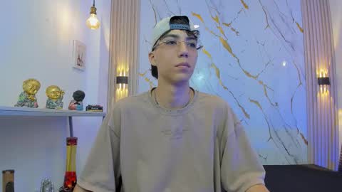 Snapshot of nikolay_gregori chatting on 03.17.26 online show from 03.17.26