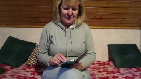 Snapshot of nikole111 chatting on 01.19.25 Nikole1 online show from 01.19.25