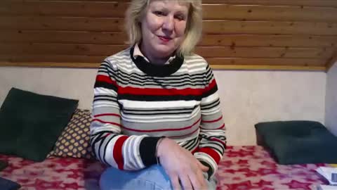 Snapshot of nikole111 chatting on 01.31.25 Nikole1 online show from 01.31.25