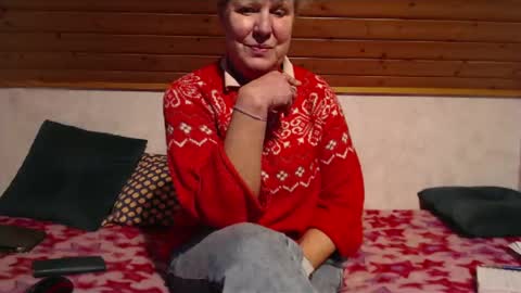 Snapshot of nikole111 chatting on 02.02.25 Nikole1 online show from 02.02.25