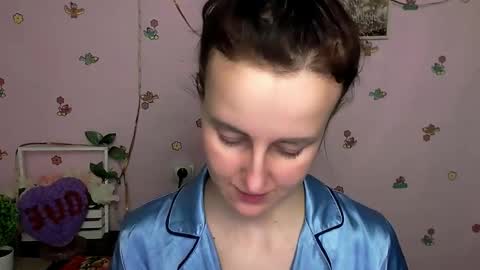 Nikolleta online show from 02.10.26