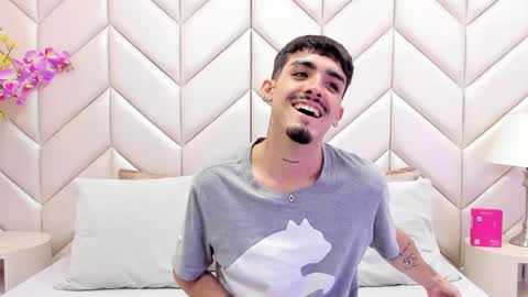 Niko Stone online show from 09.20.25