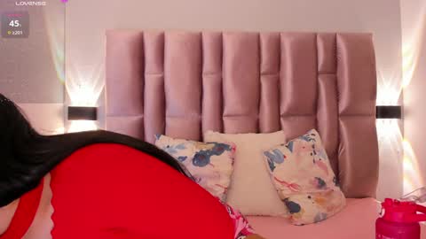 Niky Brooks online show from 01.21.25