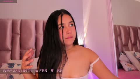 Niky Brooks online show from 02.04.25