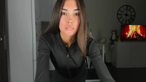 Bella online show from 09.14.25