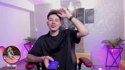 Snapshot of nils_saint chatting on 09.17.25 Nils online show from 09.17.25