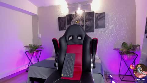 Snapshot of nils_saint chatting on 10.14.25 Nils online show from 10.14.25