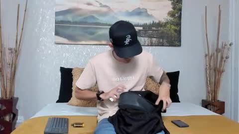 Snapshot of nils_saint chatting on 10.17.25 Nils online show from 10.17.25