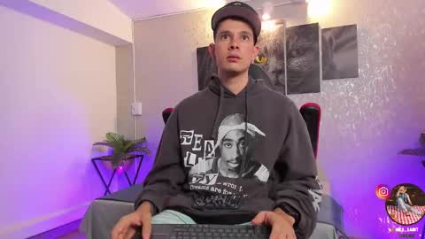 Snapshot of nils_saint chatting on 10.20.25 Nils online show from 10.20.25