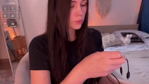 Jennet online show from 09.28.25