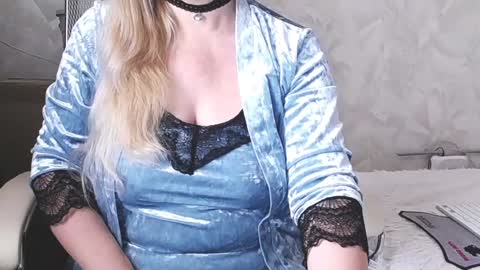 Nimfalove online show from 12.07.24