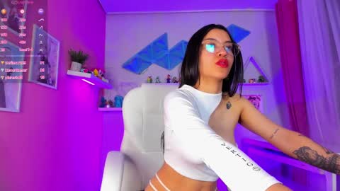 Nina online show from 01.22.25