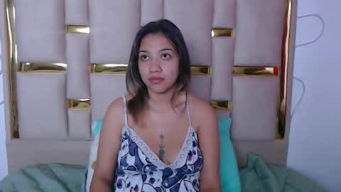 Nina Carther online show from 10.25.25