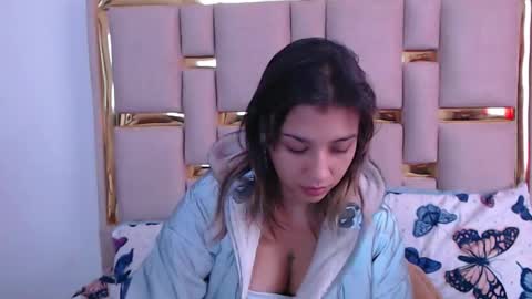 Nina Carther online show from 11.05.25