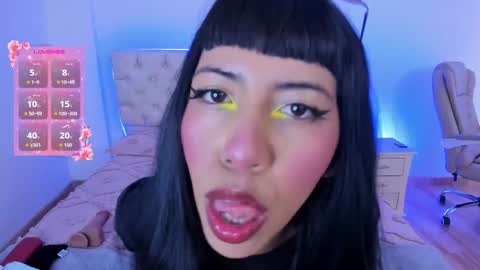 Nina Fox  online show from 10.21.25