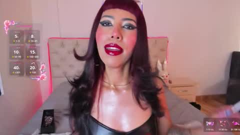 Nina Fox  online show from 03.17.26