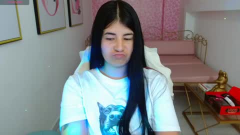 Nina online show from 04.14.26