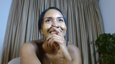 Carolina online show from 11.21.25