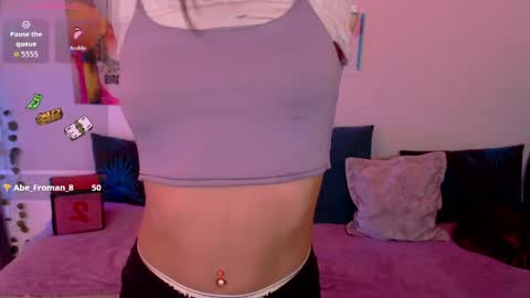 Snapshot of nina_paige chatting on 05.22.26 nina online show from 05.22.26