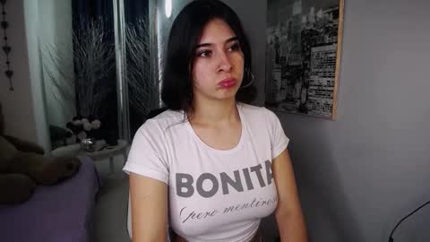 Nina online show from 11.12.25