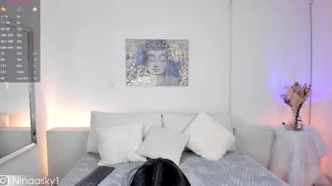    online show from 02.11.25