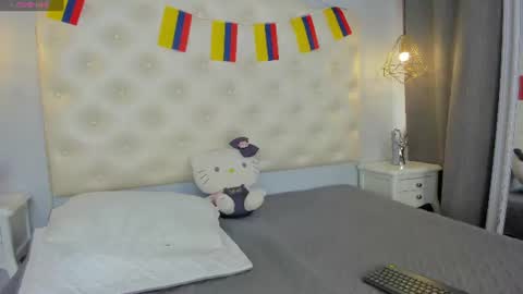 Snapshot of ninaavelvett chatting on 07.06.26 Nina online show from 07.06.26