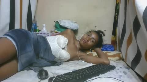 ninaeaa online show from 01.13.26