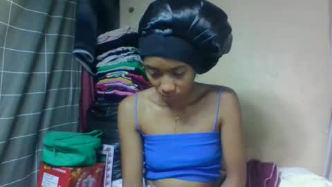 Snapshot of ninaeaa chatting on 05.30.26 ninaeaa online show from 05.30.26